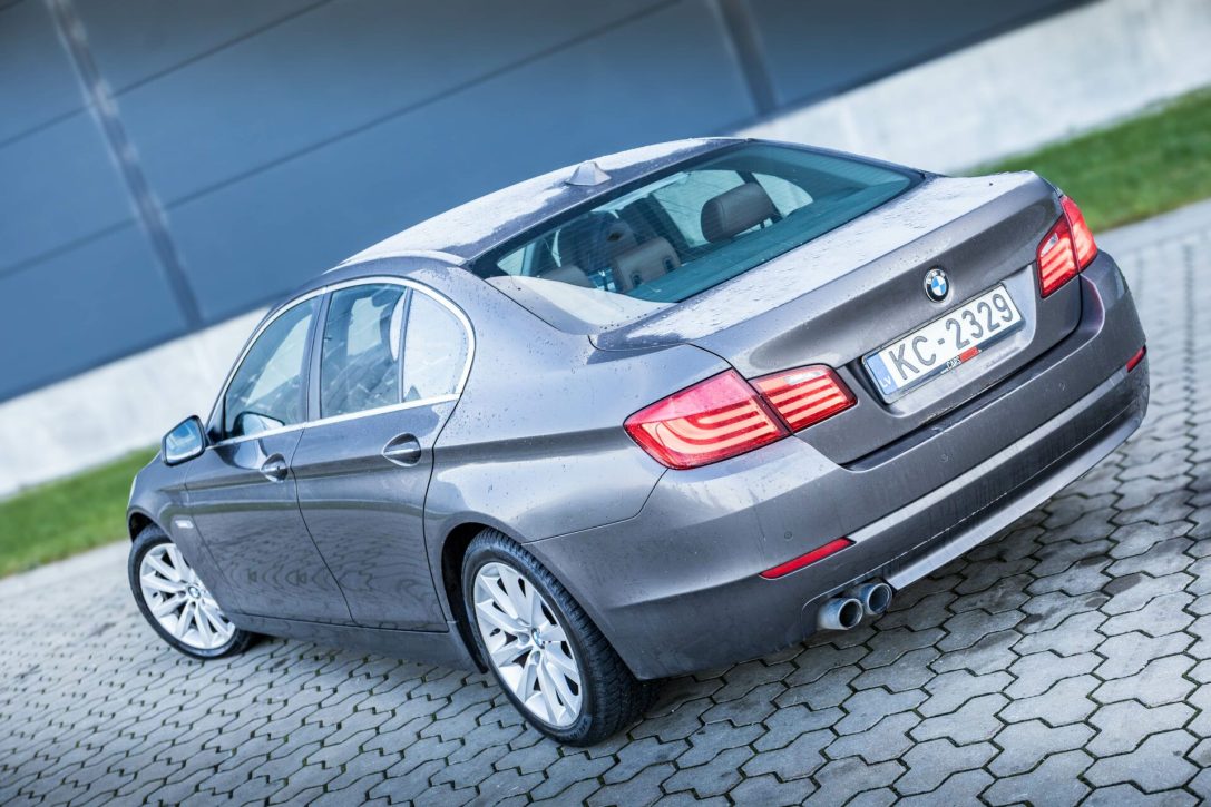 BMW 530