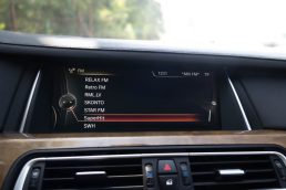 BMW 730