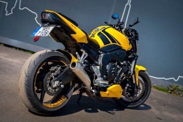 YAMAHA FZ 1N