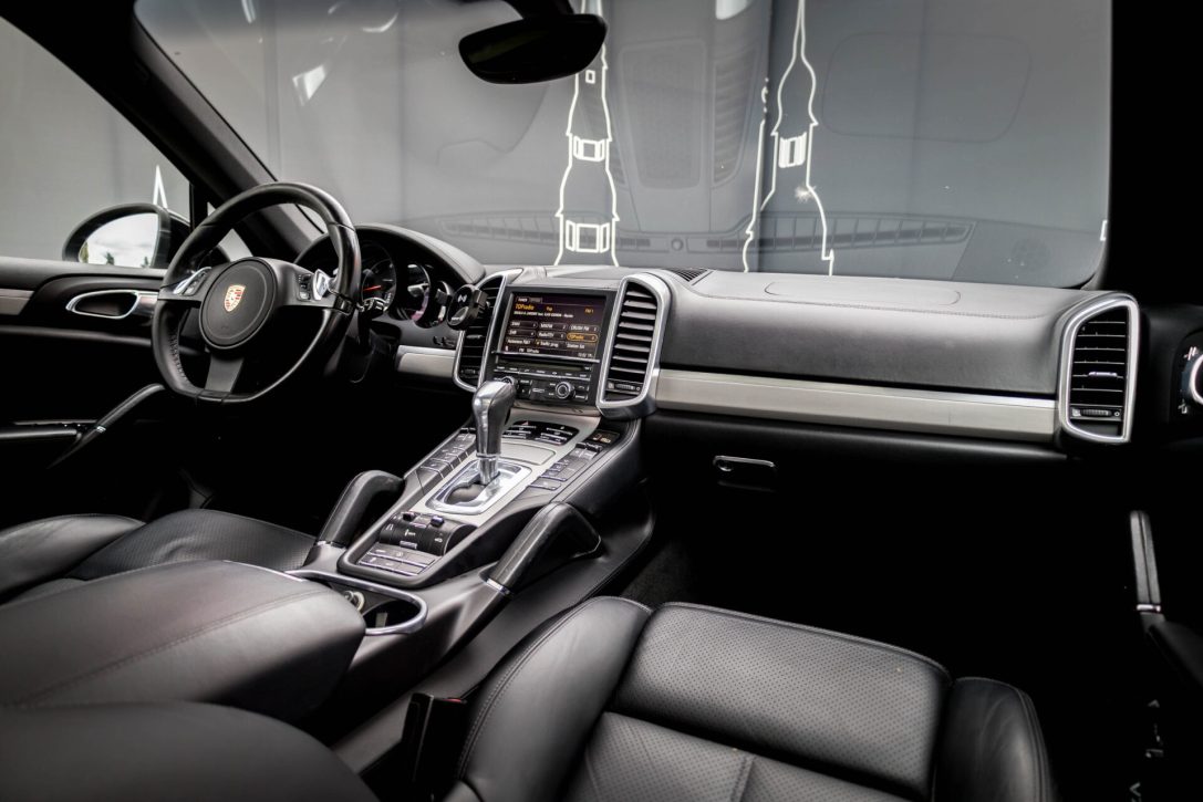 PORSCHE CAYENNE DIESEL