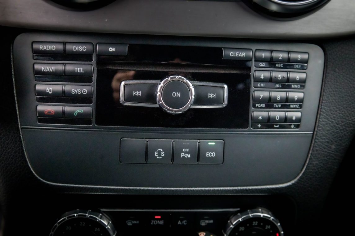 MERCEDES BENZ GLK 220