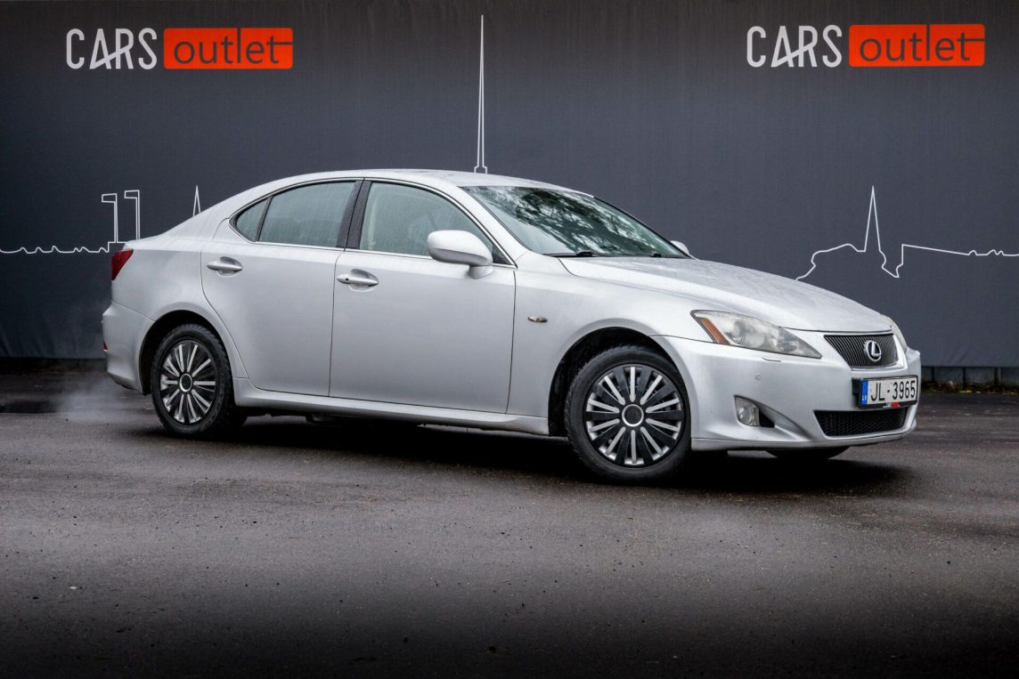 LEXUS IS 220