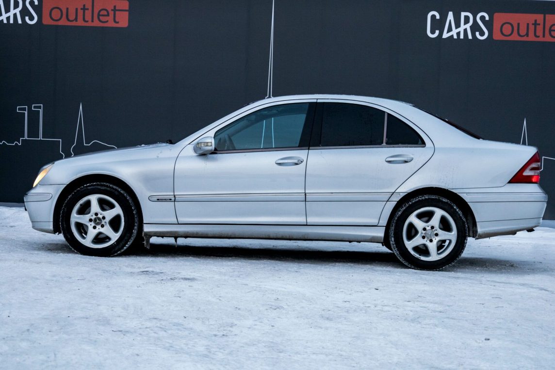 MERCEDES BENZ C 180