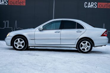 MERCEDES BENZ C 180