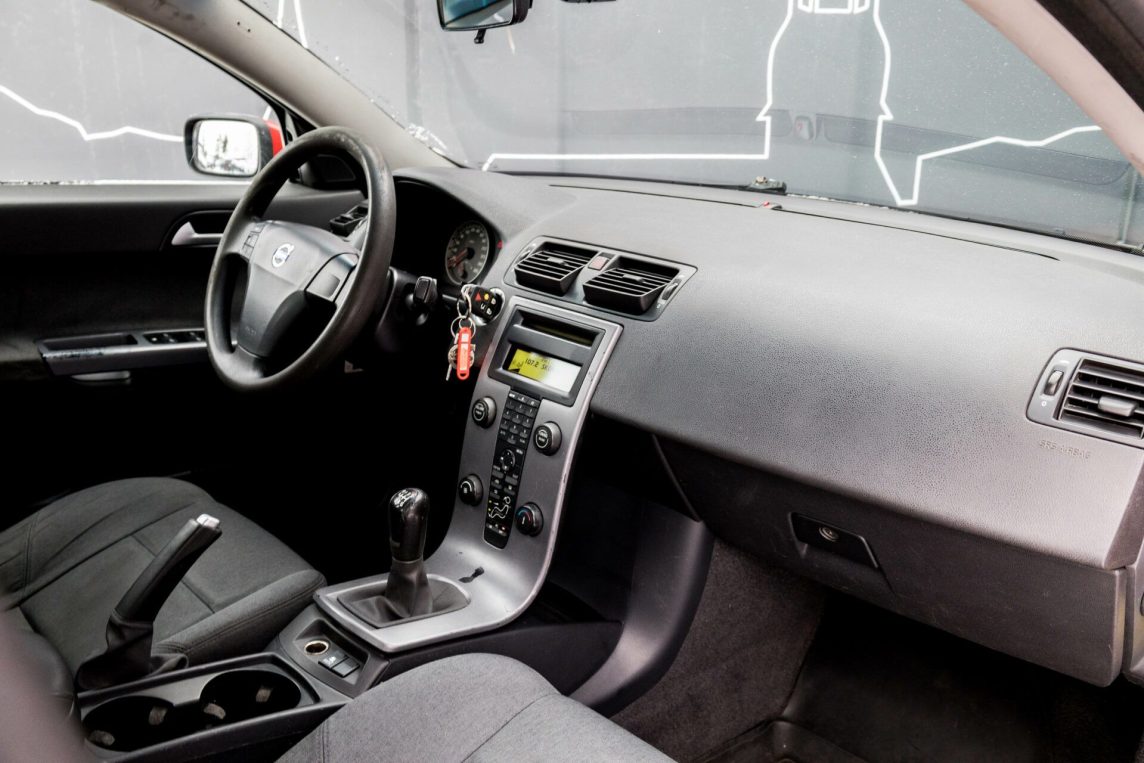 VOLVO S40