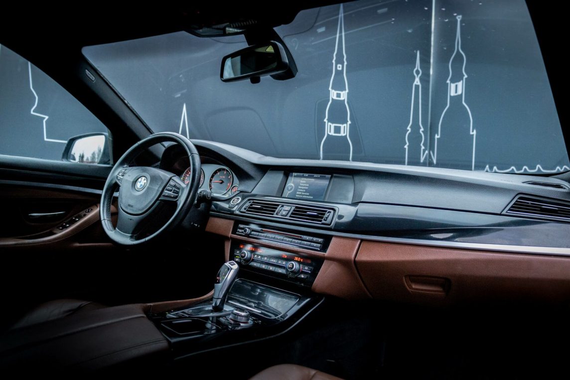 BMW 525