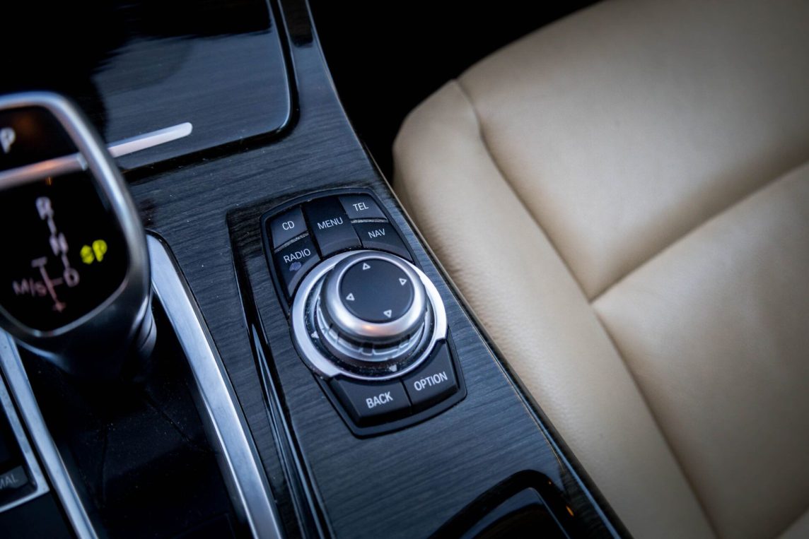 BMW 523