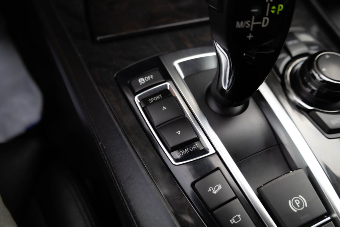 BMW 740