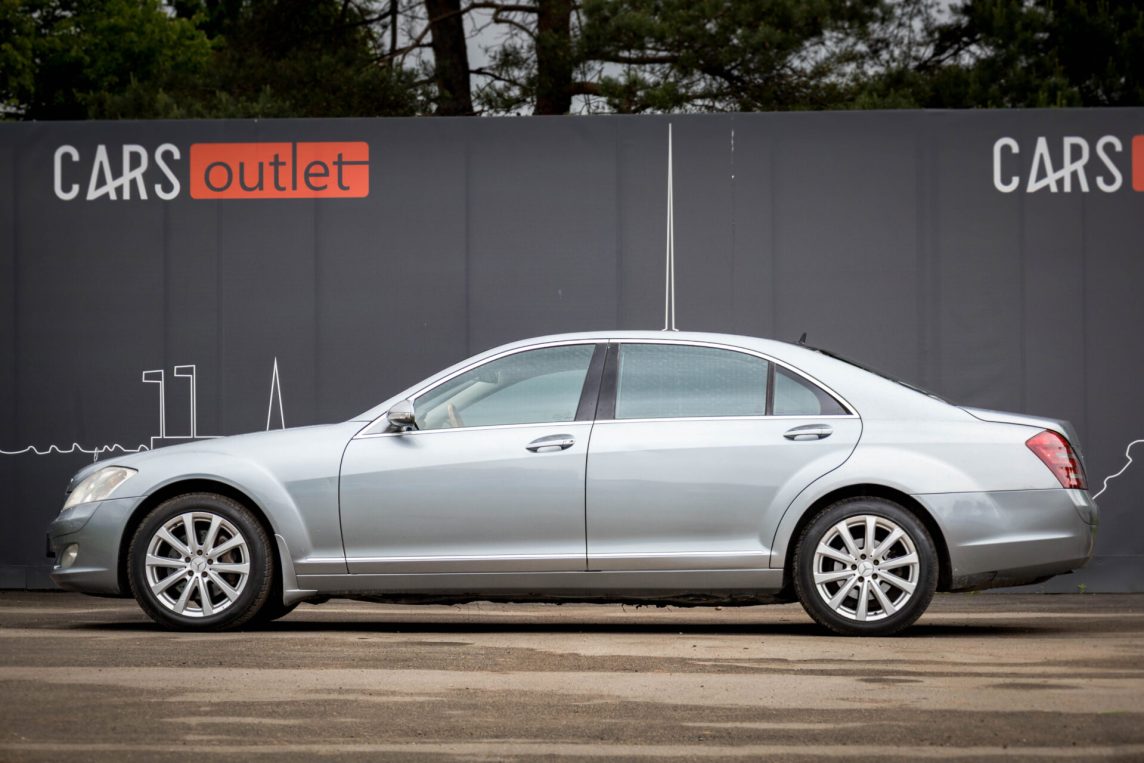 MERCEDES BENZ S320