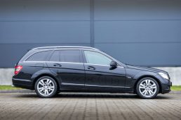 MERCEDES BENZ C320