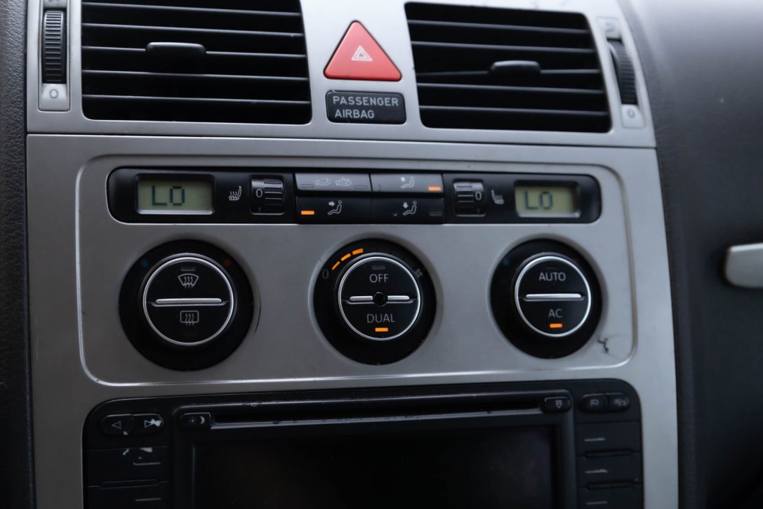 VW TOURAN