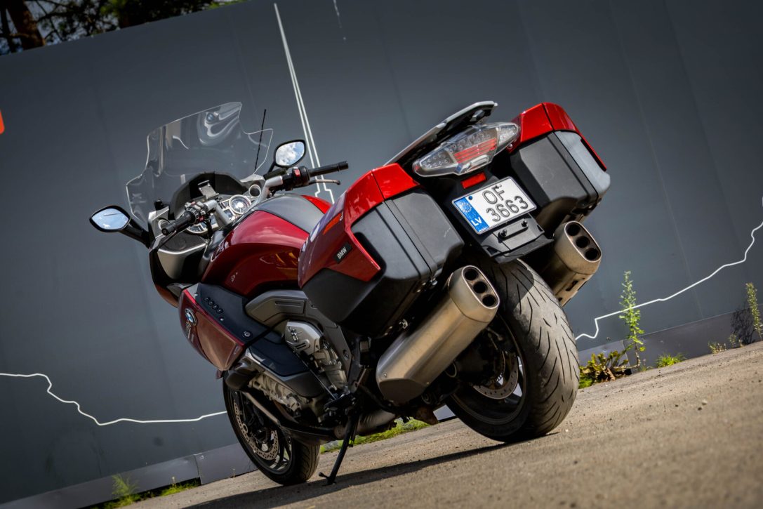 BMW K1600GT
