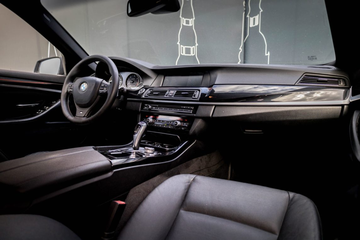 BMW 525