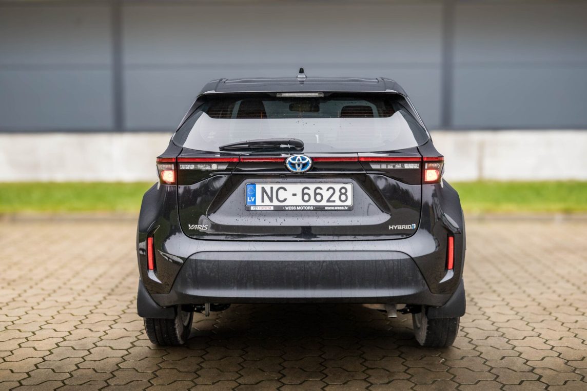 TOYOTA YARIS CROSS