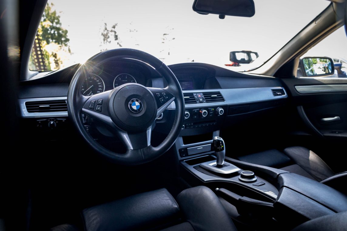 BMW 525