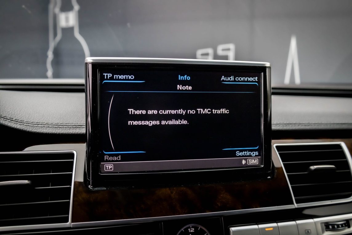 AUDI A8
