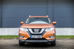 NISSAN X TRAIL