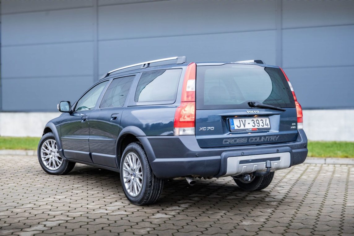 VOLVO XC70