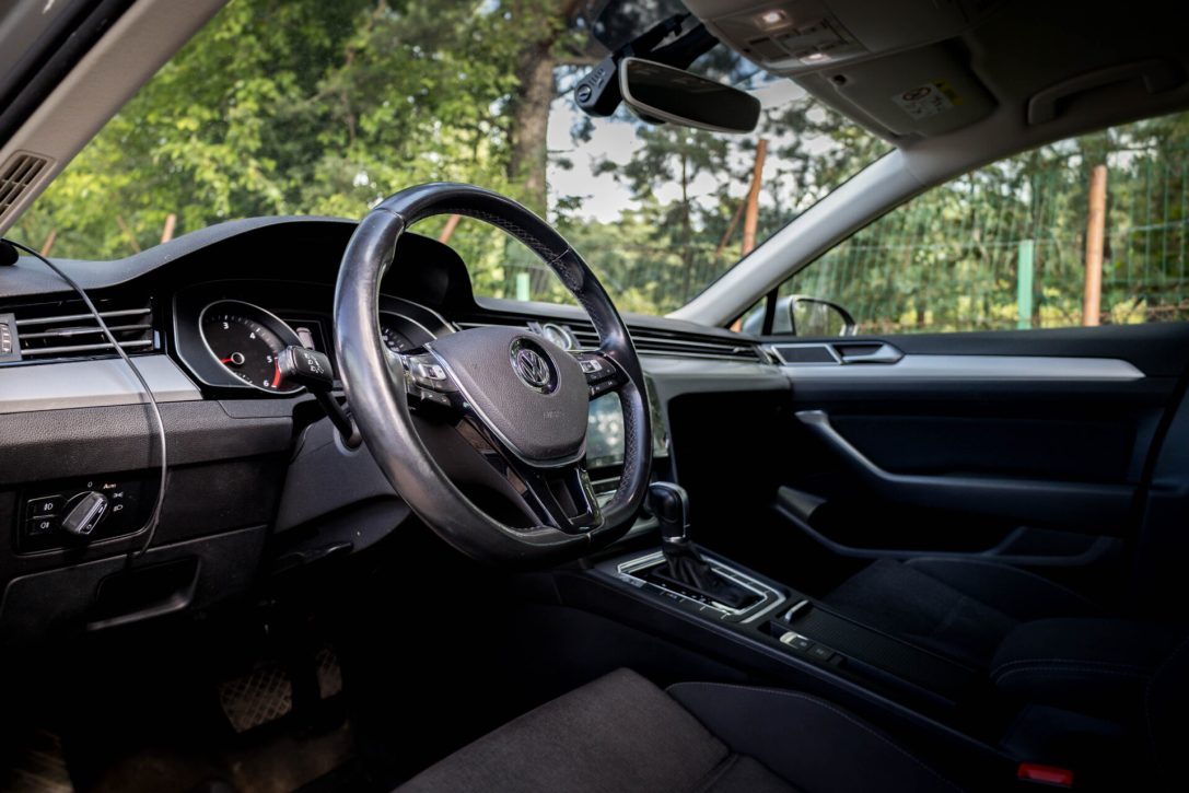 VW PASSAT