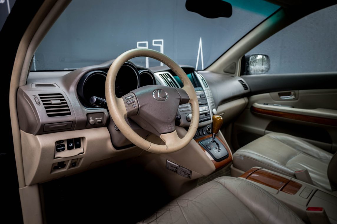 LEXUS RX 330