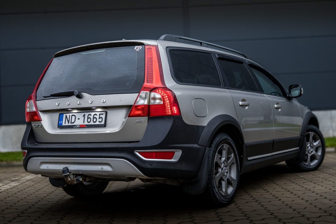 VOLVO XC70