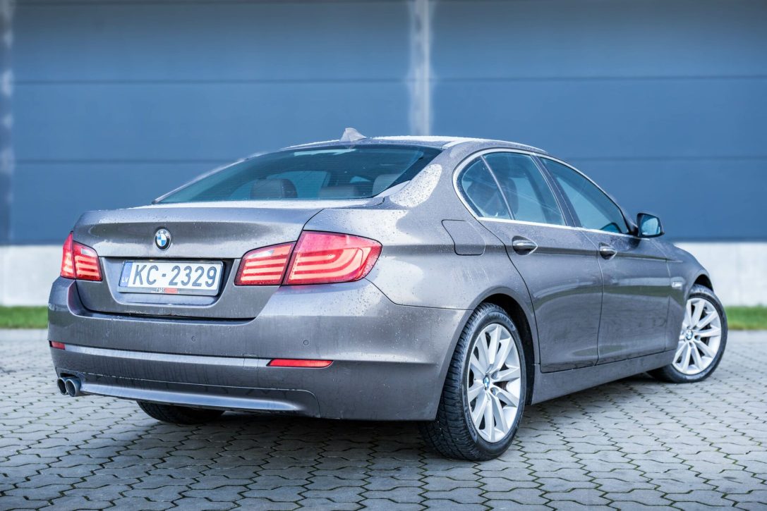 BMW 530