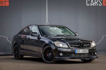 MERCEDES BENZ C320