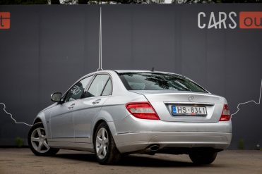 MERCEDES BENZ C220