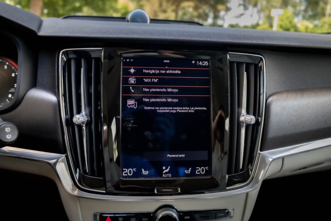 VOLVO V90 CROSS COUNTRY