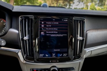 VOLVO V90 CROSS COUNTRY