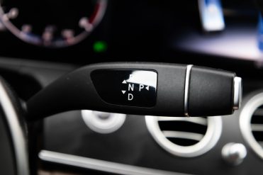 MERCEDES BENZ E200 D