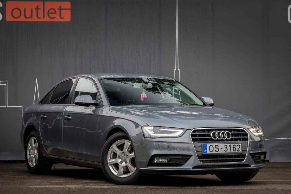 AUDI A4 LIMOUSINE