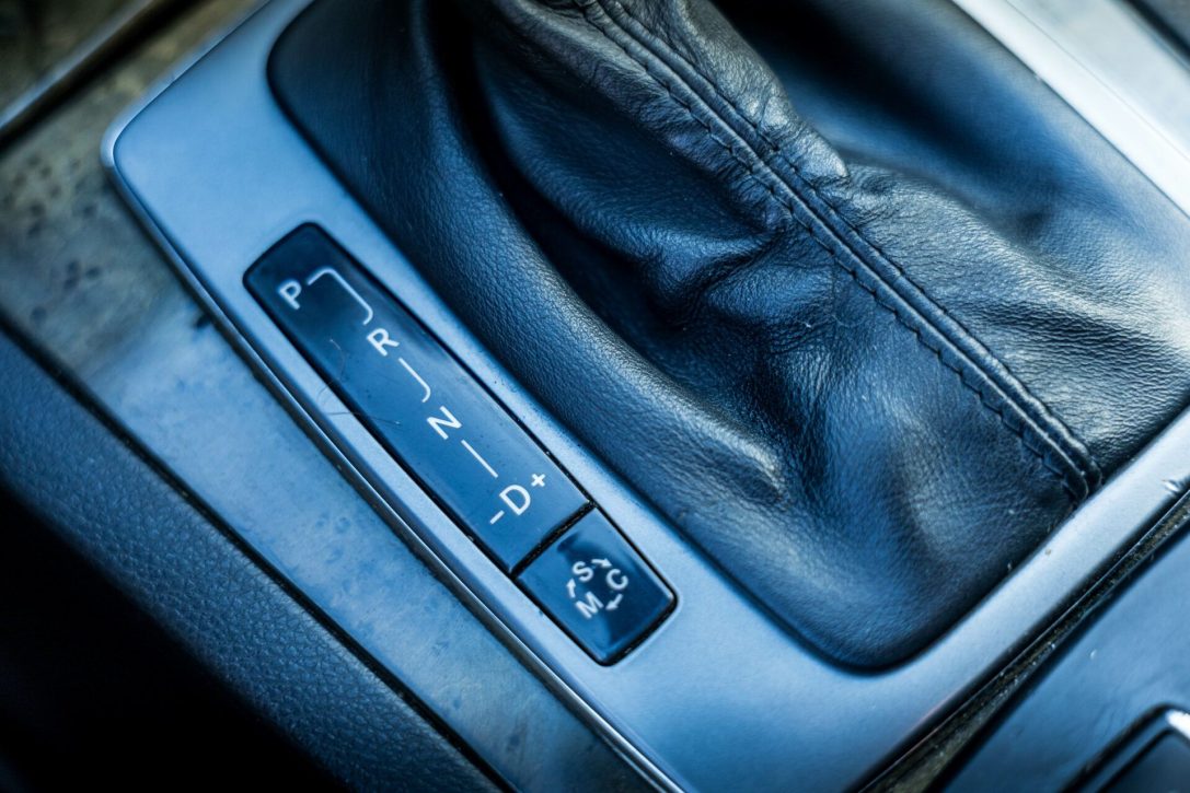 MERCEDES BENZ C250