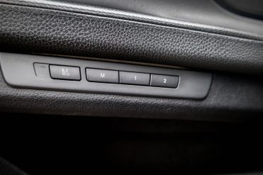 BMW 730