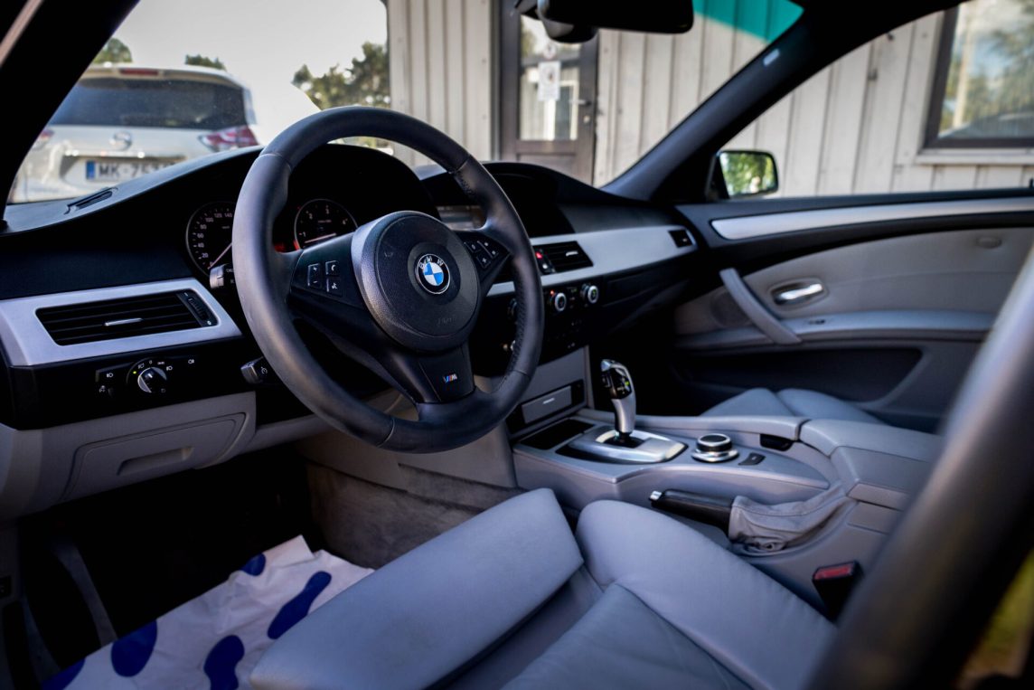 BMW 530