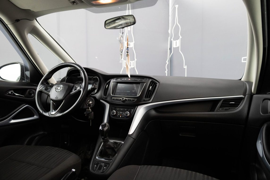OPEL ZAFIRA TOURER