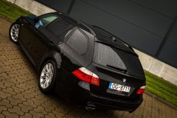 BMW 525