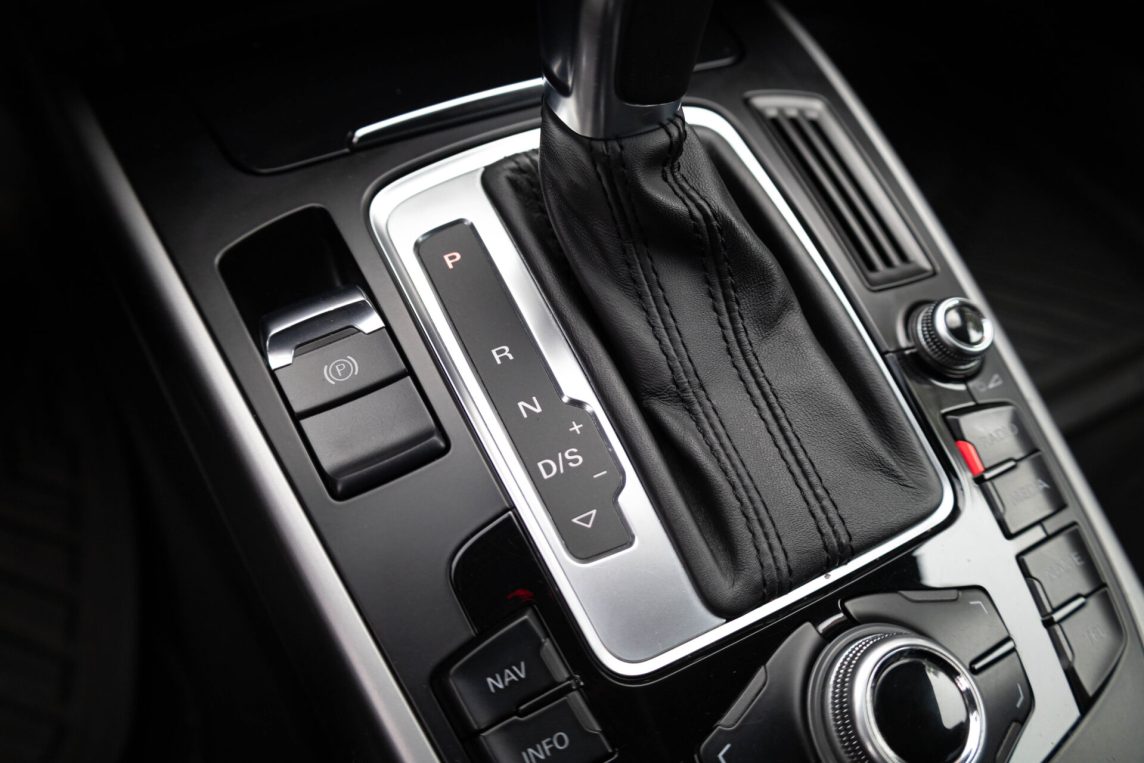 AUDI A4 LIMOUSINE