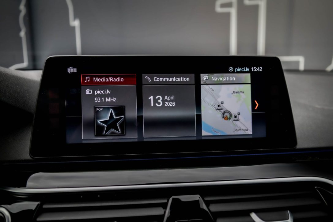 BMW 530I