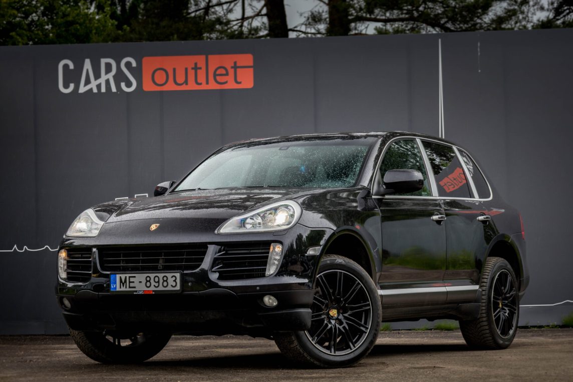 PORSCHE CAYENNE