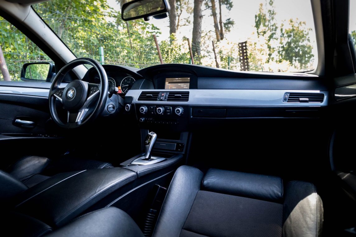 BMW 525
