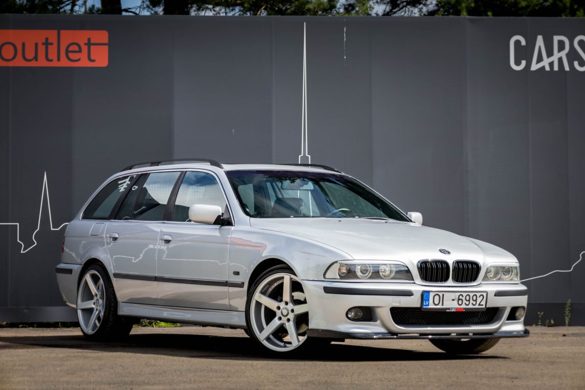 BMW 530