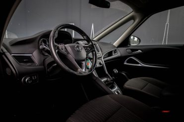 OPEL ZAFIRA TOURER