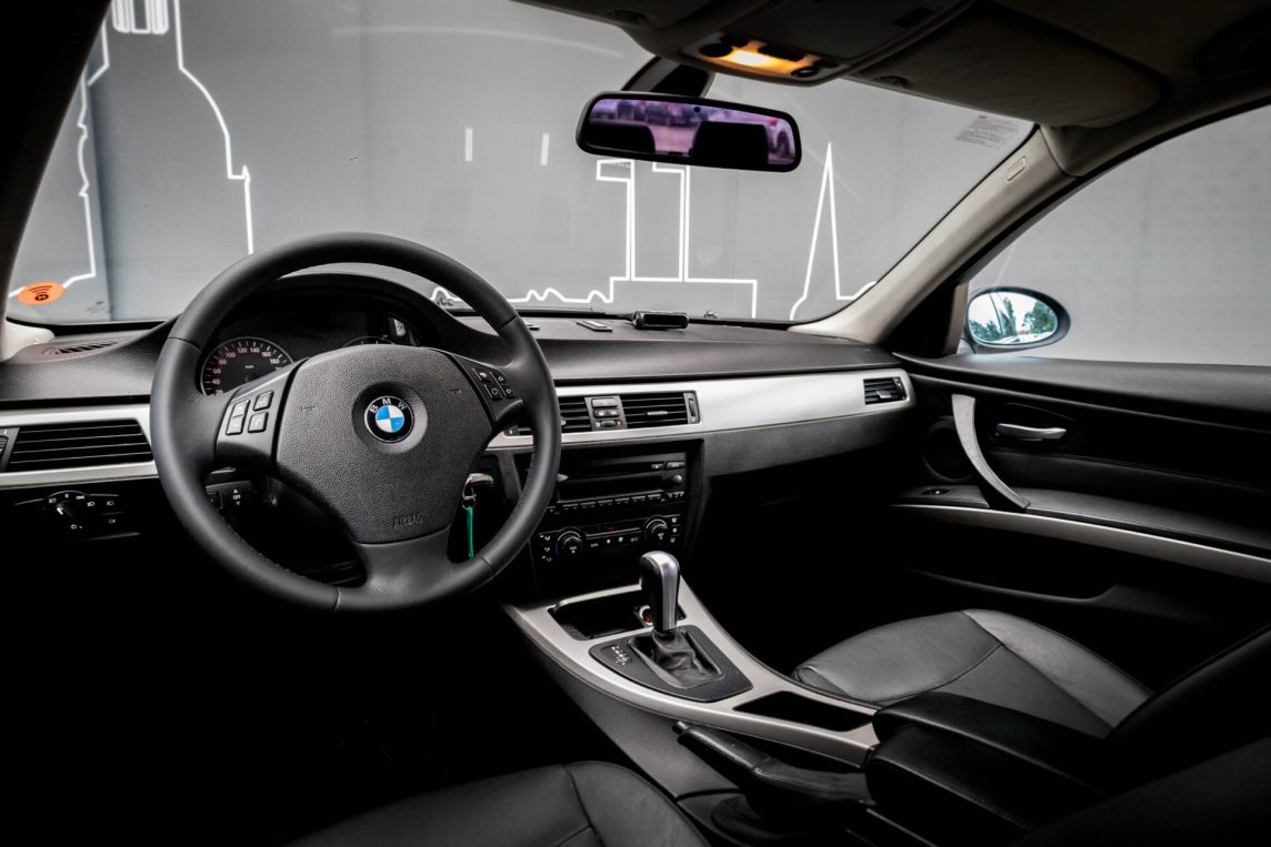 BMW 320