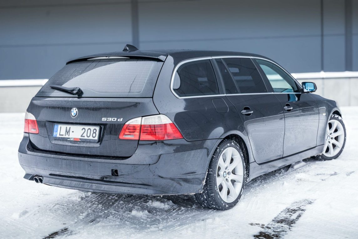 BMW 530