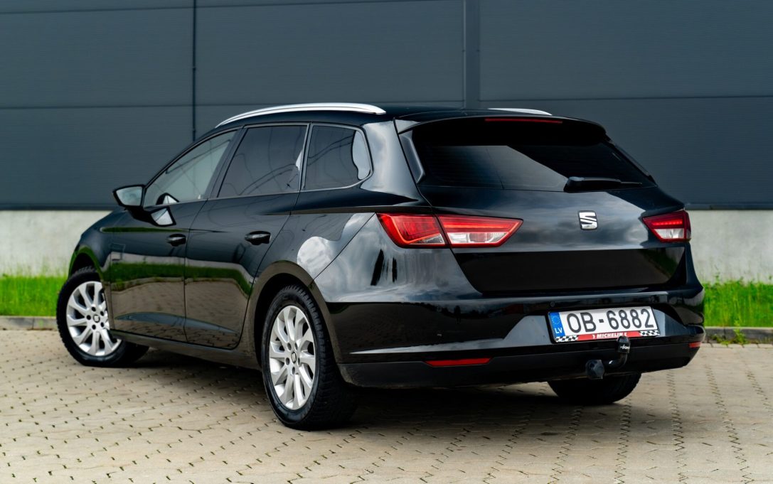 SEAT LEON ST