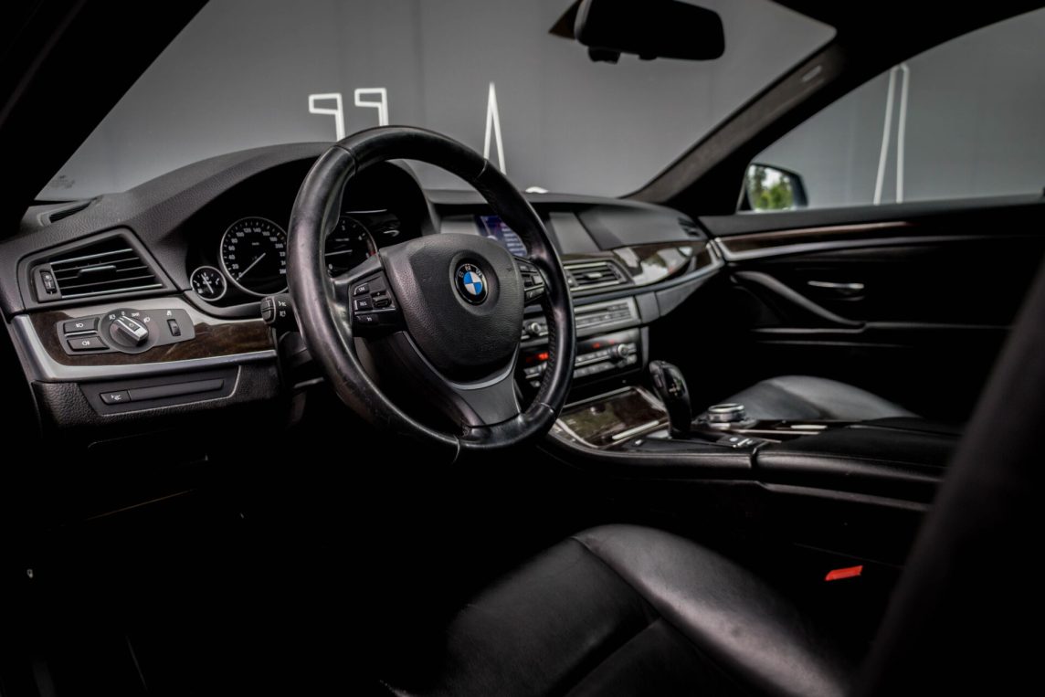 BMW 525