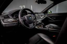 BMW 525