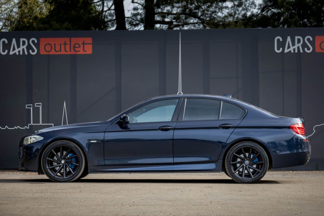 BMW 530