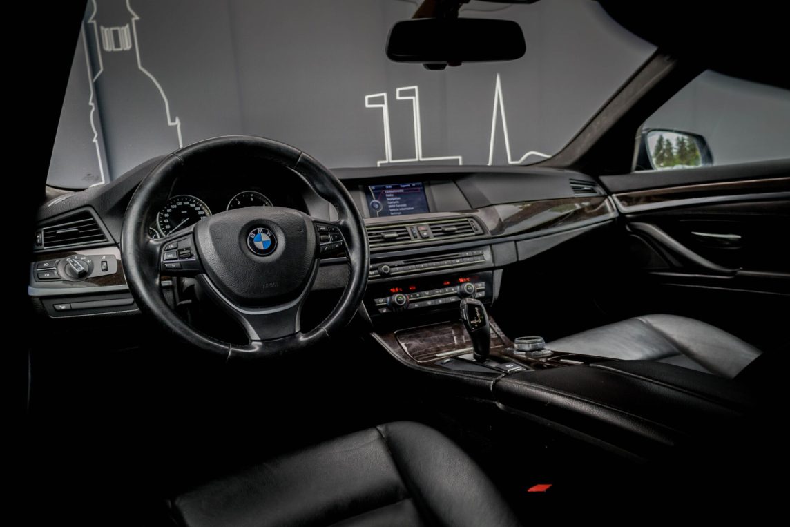 BMW 525